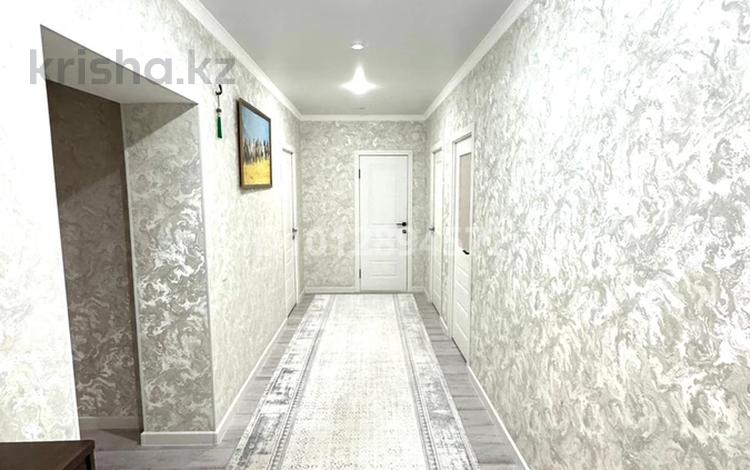 4-комнатная квартира · 120 м² · 3/6 этаж, 39-й мкр 5 за 33.8 млн ₸ в Актау — фото 2