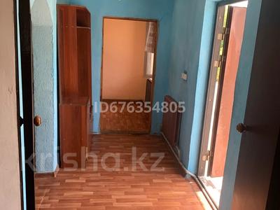 Отдельный дом · 4 комнаты · 150 м² · помесячно, мкр Коккайнар 24 за 170 000 〒 в Алматы, Алатауский р-н