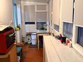 3-бөлмелі пәтер · 45.5 м² · 1/3 қабат, мкр Мясокомбинат, мкр Мясокомбинат Шукурова9 9 — возле магазин Эмилия, бағасы: 15 млн ₸ в Уральске — фото 11