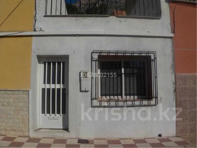Продажа квартир в Валенсии: 2-комнатная квартира · 60 м² · 1/1 этаж, Carrer Buenos aires за ~ 11.3 млн 〒 2-комнатная квартира · 60 м² · 1/1 этаж, Carrer Buenos aires за ~ 11.3 млн 〒 в Валенсии