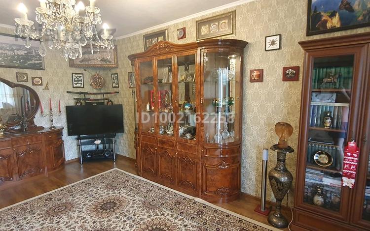 1-бөлмелі пәтер · 42 м² · 5/5 қабат, Шарипова 89 — Шарипова - Толе Би, бағасы: 35 млн ₸ в Алматы, Алмалинский р-н — фото 2