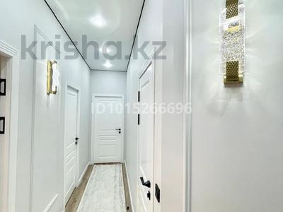 3-бөлмелі пәтер · 98.5 м² · 8/10 қабат, Куаныша Толеметова — Тулеметова / Отегенова, бағасы: 25 000 ₸ в Шымкенте, Абайский р-н