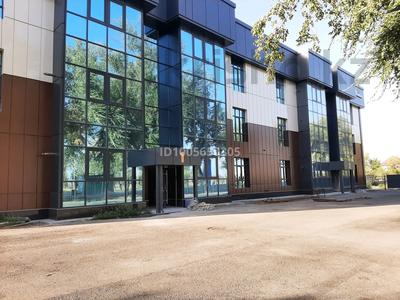 3-комнатная квартира · 97.8 м² · 1/3 этаж, Тауке хан 135 В за 32 млн ₸ в Таразе