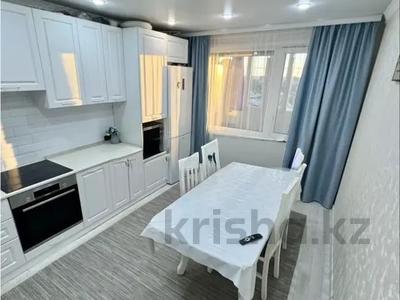 3-бөлмелі пәтер · 66.3 м² · 5/9 қабат, 18-шағынаудан, бағасы: 24 млн ₸ в Караганде, Алихана Бокейханова р-н