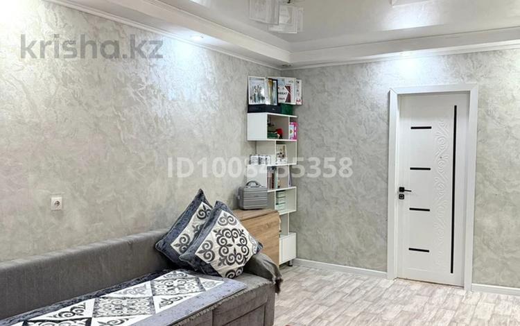 2-бөлмелі пәтер · 45 м² · 5/5 қабат, Восток-1 ш/а. 5, бағасы: 15 млн ₸ в Караганде, Алихана Бокейханова р-н — фото 9