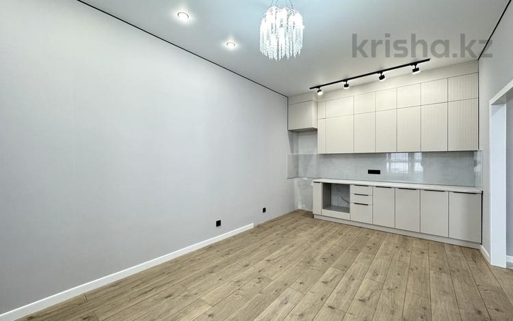 2-комнатная квартира · 43.4 м² · 4/18 этаж, Е-429 24 — СВЕЖИЙ РЕМОНТ, ПРОСТОРНАЯ ! за ~ 30 млн ₸ в Астане, Нура р-н — фото 16