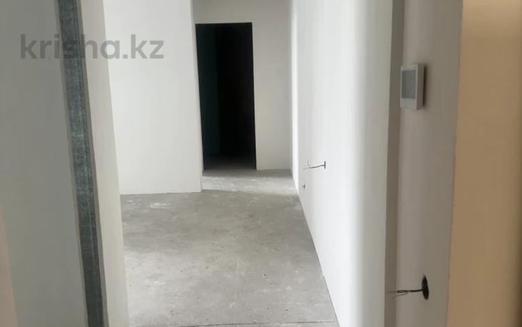 2-бөлмелі пәтер · 65 м² · 7/12 қабат, мкр Ботакоз 2/1, бағасы: 44.8 млн ₸ в Алматы, Алатауский р-н — фото 12