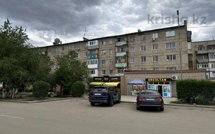 2-комнатная квартира, 45 м², 1/5 этаж, Пр. Сатпаева 125 за 9.5 млн 〒 — фото 2