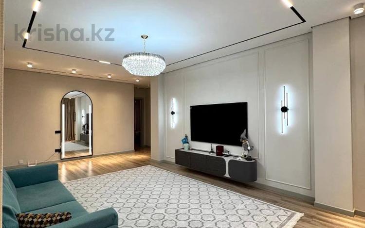 3-комнатная квартира · 100 м² · 5/9 этаж, Абулхайыр хана 74-5 за 64.5 млн ₸ в Атырау — фото 2