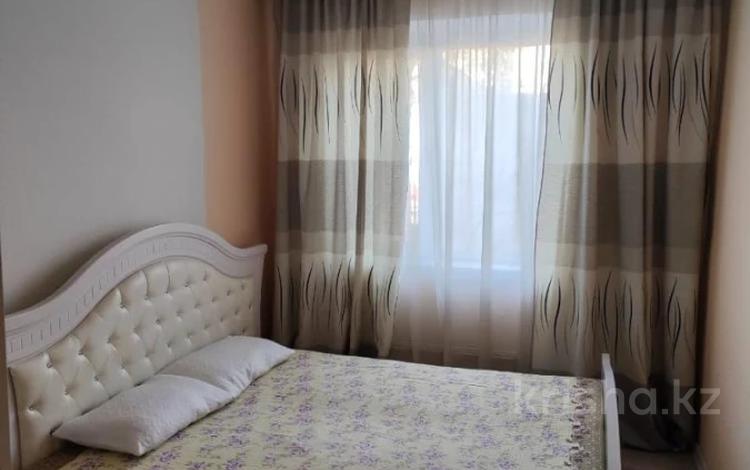 3-комнатная квартира · 65 м² · 4/12 этаж, мкр Аксай-1А за 44.6 млн ₸ в Алматы, Ауэзовский р-н — фото 3