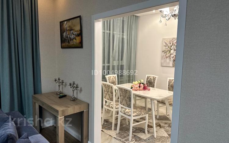 3-комнатная квартира · 127 м² · 6/9 этаж, Сыганак 62/3 — ABU DHABI Plaza за 700 000 ₸ в Астане, Есильский р-н — фото 2