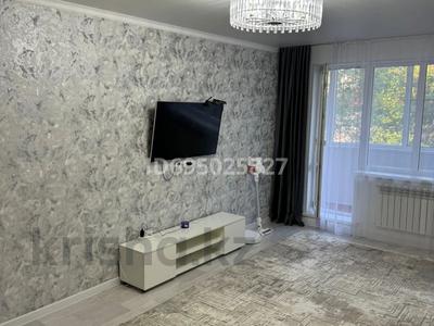 Продажа квартир в Западно-Казахстанской обл.: 2-комнатная квартира · 56 м² · 2/5 этаж, 4 микрорайон 1 — Сырым-Датова за 23.5 млн 〒 2-комнатная квартира · 56 м² · 2/5 этаж, 4 микрорайон 1 — Сырым-Датова за 23.5 млн 〒 в Аксае