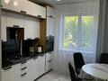 2-бөлмелі пәтер, 56 м², 2/5 қабат, 4 микрорайон 1 — Сырым-Датова, бағасы: 23.5 млн 〒 в Аксае — фото 4