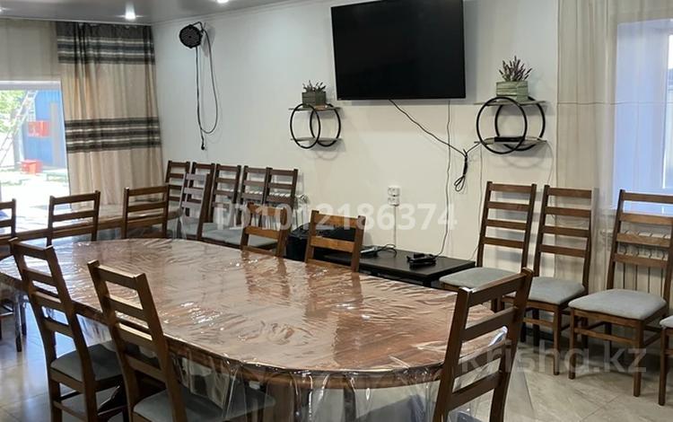 Дом · 7 комнат · 260 м², Кок Тюбе за 100 000 ₸ в Имантау — фото 2