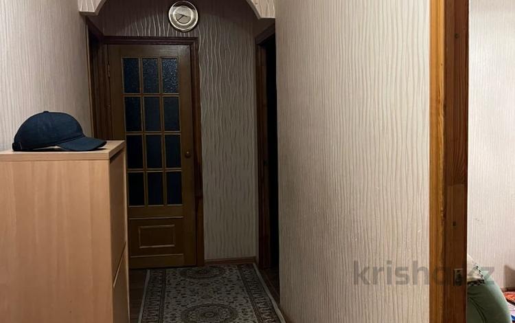 4-бөлмелі пәтер, 100 м², 2/5 қабат ай сайын, 14-й мкр 9, бағасы: 280 000 〒 в Актау, 14-й мкр — фото 2