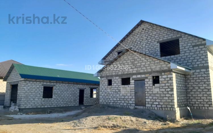 Часть дома · 4 комнаты · 200 м² · 9 сот., мкр Коктем, улица 7 — Продаётся мансардный дом, черновая отделка 11×12 мкр коктем, 9 соток г за 23.5 млн ₸ в Атырау — фото 11