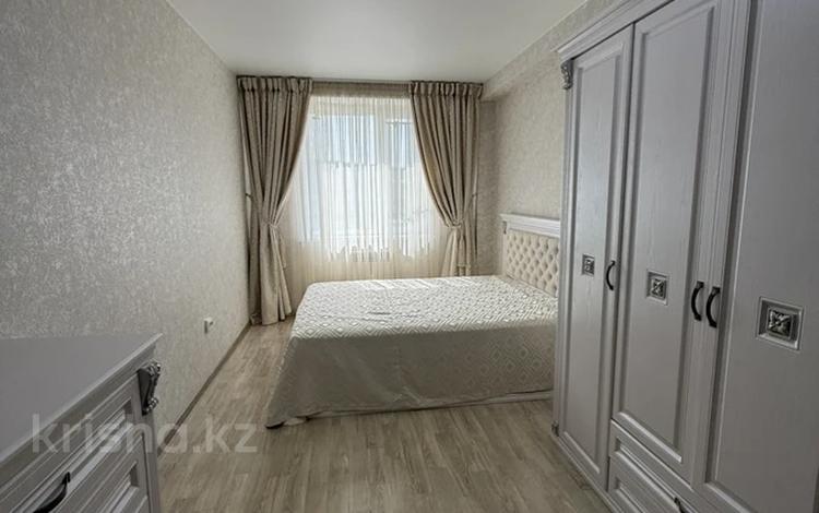 3-бөлмелі пәтер · 90 м² · 8/9 қабат, Есенберлина 52, бағасы: 43 млн ₸ в Усть-Каменогорске — фото 2