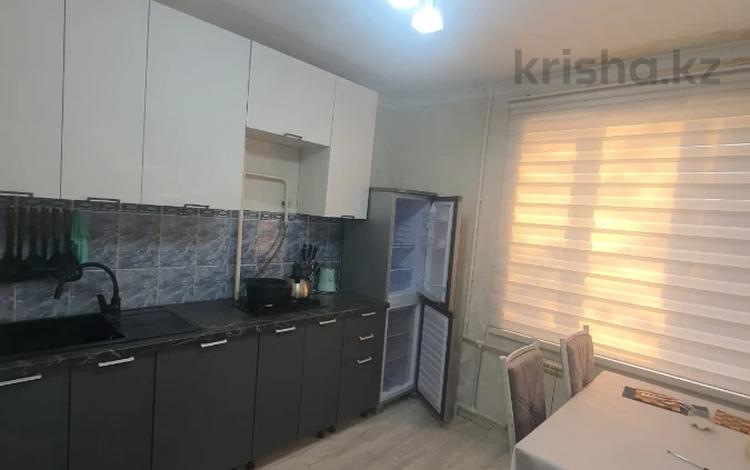 1-комнатная квартира · 35.5 м² · 3/5 этаж, мкр Шанхай, рыскулова за 11.5 млн ₸ в Актобе — фото 6
