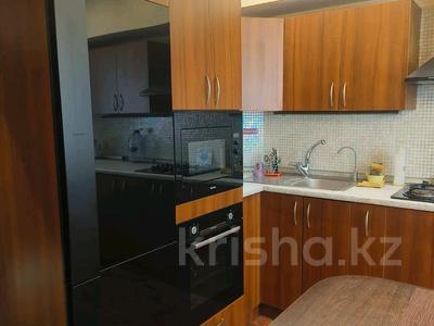 4-бөлмелі пәтер · 100 м² · 1/9 қабат, Сатпаева 74 — Розыбакиева, бағасы: 400 000 ₸ в Алматы, Бостандыкский р-н