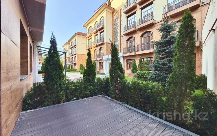 6-комнатная квартира · 216.4 м² · 1/4 этаж, Тайманова — проспект Достык за 281.5 млн ₸ в Алматы, Медеуский р-н — фото 2