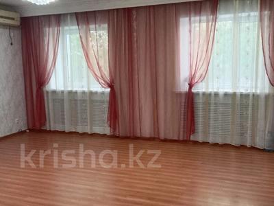 5-комнатная квартира · 111 м² · 2/2 этаж, Авангард 23 за 23 млн 〒 в Атырау, мкр Авангард-2