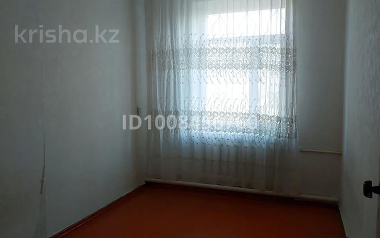3-комнатная квартира · 75.7 м² · 1/3 этаж, Рахимова — Около старого Дворца культуры, Школы гимназии #7, ЛОРклиника Кученева за 23 млн ₸ в Таразе — фото 2