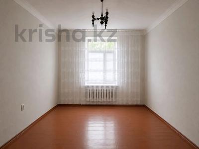 3-комнатная квартира · 75.7 м² · 1/3 этаж, Рахимова 57 — Около старого Дворца культуры, Школы гимназии #7, ЛОРклиника Кученева за 23 млн ₸ в Таразе