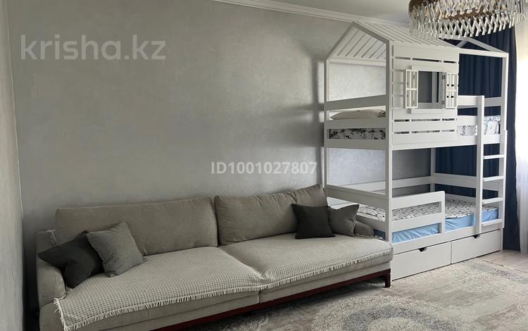 2-бөлмелі пәтер · 62.9 м² · 8/9 қабат, мкр Таугуль-2 6, бағасы: 47 млн ₸ в Алматы, Ауэзовский р-н — фото 2