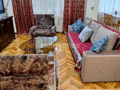 2-комнатная квартира, 70 м², 2/8 этаж помесячно, Кабанбай батыра — Отель RIXOS за 390 000 〒 в Алматы, Алмалинский р-н