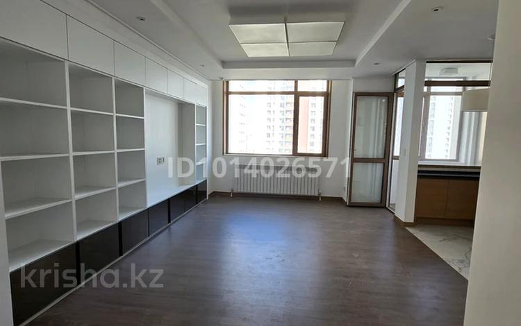 2-бөлмелі пәтер · 75 м², Кабанбай батыра 43В, бағасы: 320 000 ₸ в Астане, Есильский р-н — фото 2
