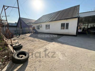 Отдельный дом · 4 комнаты · 600 м² · 6 сот., мкр Шанырак-1 117 — Мешет за 70 млн ₸ в Алматы, Алатауский р-н