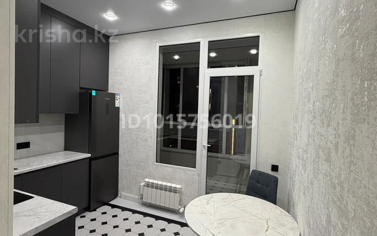 1-бөлмелі пәтер · 40 м² · 5/12 қабат, Райымбека 162А, бағасы: 350 000 ₸ в Алматы, Алмалинский р-н — фото 2