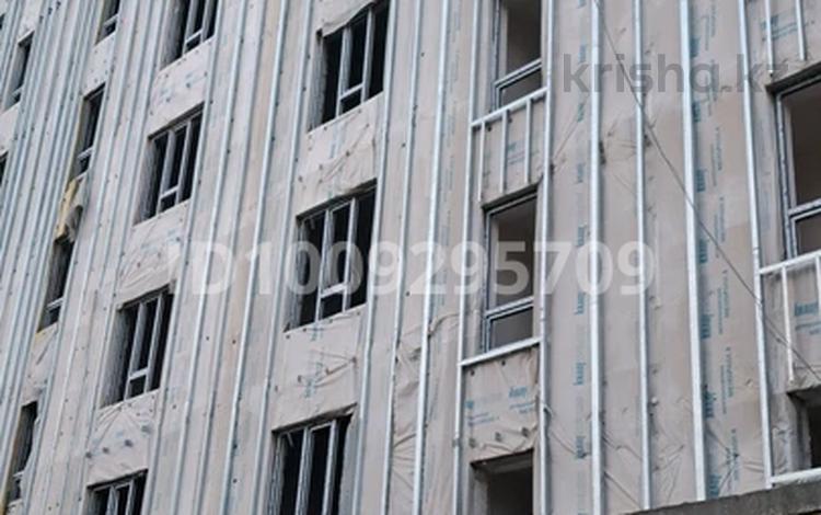 2-комнатная квартира · 54.4 м² · 7/10 этаж, мкр Бозарык 3195/1 — Бизнес центр Төлеби за 27.5 млн ₸ в Шымкенте, Абайский р-н — фото 2