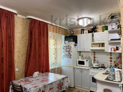 Продажа квартир в Карагандинской обл.: 3-комнатная квартира · 54 м² · 2/4 этаж, Пр. Республики — Республики - Сейфуллина за 10.5 млн 〒 3-комнатная квартира · 54 м² · 2/4 этаж, Пр. Республики — Республики - Сейфуллина за 10.5 млн 〒 в Темиртау
