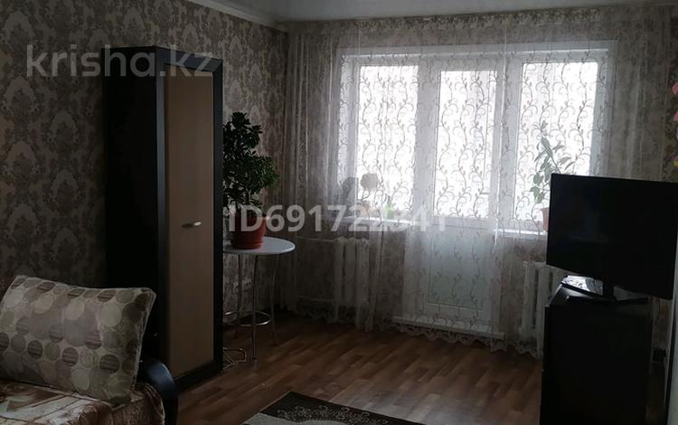 2-комнатная квартира, 43 м², 4/5 этаж, Жабаева — Магазин Северный за 13.5 млн 〒 в Петропавловске — фото 2