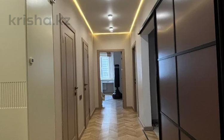 3-бөлмелі пәтер · 90.8 м² · 3/5 қабат, алтын орда, бағасы: 45.3 млн ₸ в Актобе — фото 2