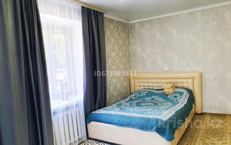 1-комнатная квартира · 30 м² · 1/5 этаж, 342 квартал за 10 000 ₸ в Семее — фото 10