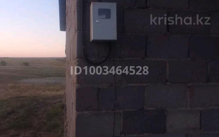 Отдельный дом · 3 комнаты · 80 м² · 10 сот., Жагалау 2 — Село Новостройка за 4.9 млн 〒 в Самарском — фото 2