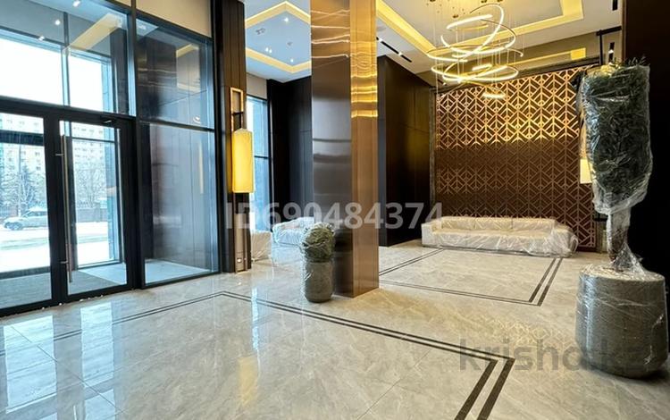 4-комнатная квартира, 150 м², 7/20 этаж, Акмешит 1 — Абу-Даби Плаза за 115 млн 〒 в Астане, Есильский р-н — фото 9