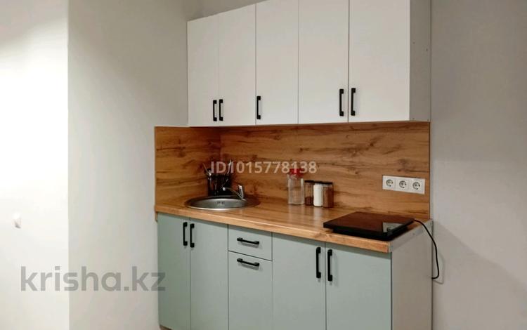 1-бөлмелі пәтер · 18.2 м² · 1/6 қабат, Кенесары хана 83/1, бағасы: 11 млн ₸ в Алматы, Бостандыкский р-н — фото 2