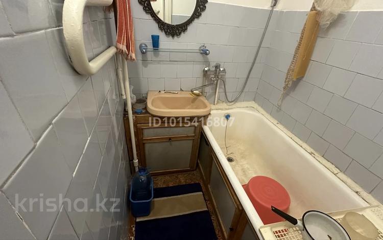 2-комнатная квартира · 47 м² · 5/5 этаж, Майкудук, 19й микрорайон 45а за 15 млн ₸ в Караганде, Алихана Бокейханова р-н — фото 2