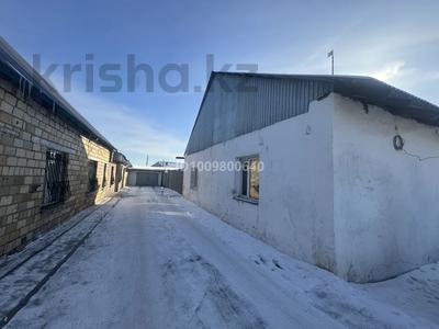 Часть дома · 5 комнат · 90 м² · 7 сот., Сортировка, Победы 26 за 6.9 млн ₸ в Караганде, Алихана Бокейханова р-н