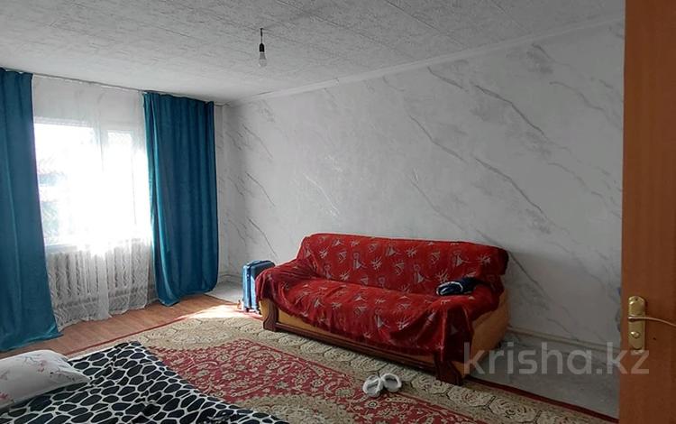 Отдельный дом · 3 комнаты · 76 м² · 5 сот., Алимжанова 10 за 10.5 млн 〒 в Талдыкоргане — фото 2