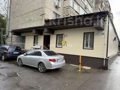 Свободное назначение, офисы, магазины и бутики, склады, общепит, салоны красоты, бани, гостиницы и зоны отдыха, фитнес и спорт, медцентры и аптеки, образование, развлечения, конференц-залы, кабинеты и рабочие места, студии · 108 м² за 378 000 ₸ в Алматы, Ауэзовский р-н
