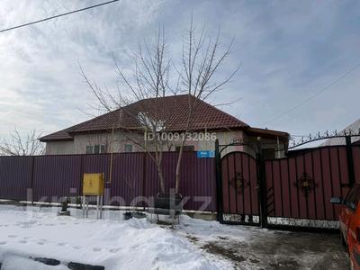 Жеке үй · 6 бөлме · 140 м² · 10 сот., Абая 86, бағасы: 49.5 млн 〒 в Талдыкоргане, мкр Жастар