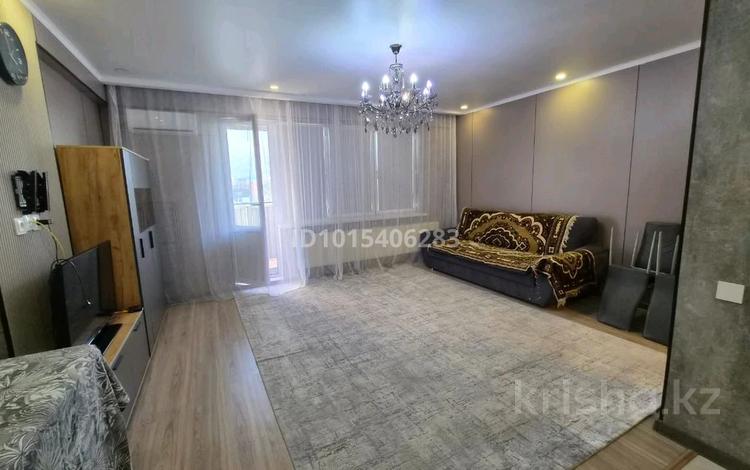 2-комнатная квартира · 80 м² · 17/21 этаж, мкр Тастак-2, Толе би 286 за 380 000 ₸ в Алматы, Алмалинский р-н — фото 2