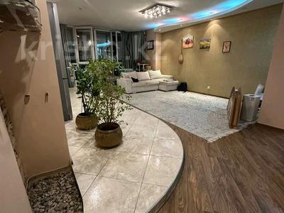 2-комнатная квартира · 80 м² · 8/14 этаж, Хусаинова за 55.5 млн ₸ в Алматы, Бостандыкский р-н