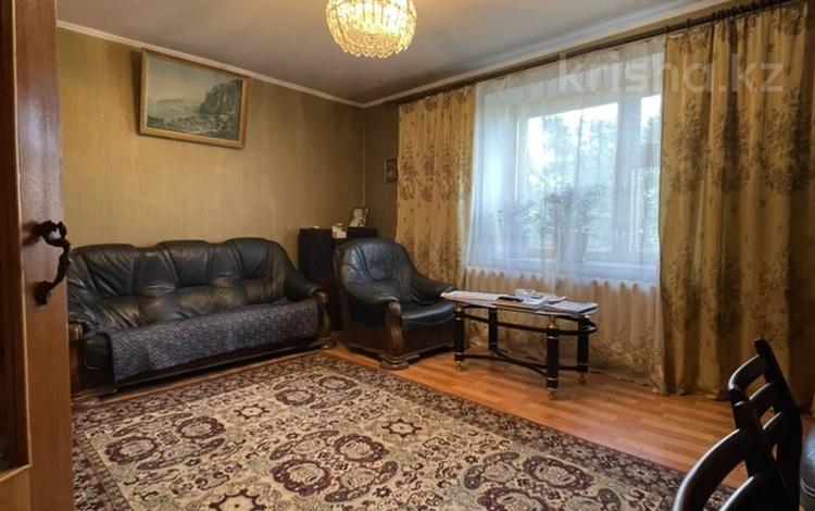 3-бөлмелі пәтер · 67 м² · 4/12 қабат, Казахстан 68 — Пл. Республики, бағасы: 35 млн ₸ в Усть-Каменогорске — фото 2