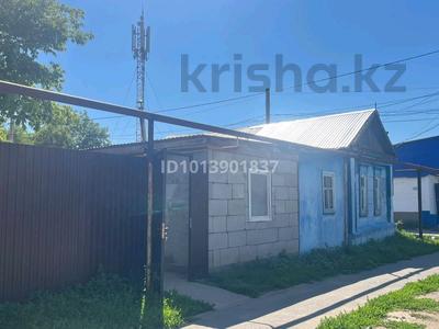 Часть дома · 2 комнаты · 31 м² · 2.8 сот., Елизарова 18 — Обл болн за 9.5 млн ₸ в Уральске, мкр Школьник
