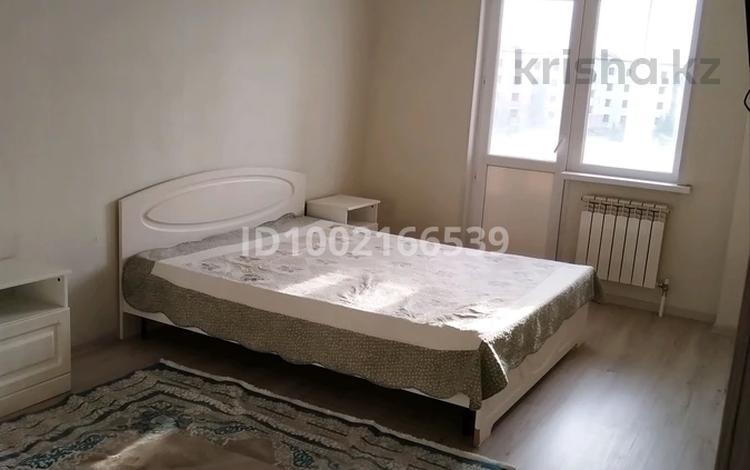 2-комнатная квартира · 70 м² · 6/10 этаж, Есенберлина за 34 млн ₸ в Усть-Каменогорске — фото 2